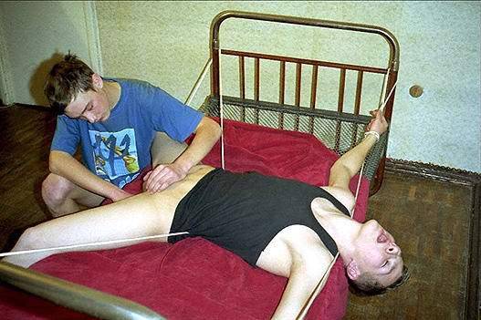 gay_bondage_4191.jpg