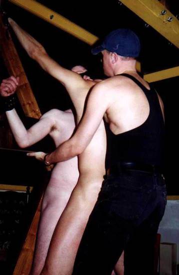 gay_bondage_4217.jpg