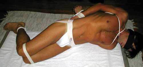 gay_bondage_4340.jpg