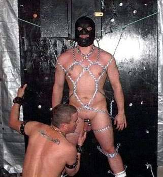 gay_bondage_4492.jpg