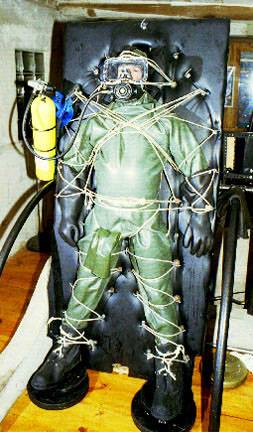 gay_bondage_4520.jpg