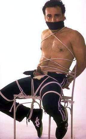 gay_bondage_4563.jpg