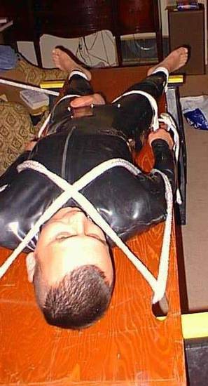 gay_bondage_2242.jpg