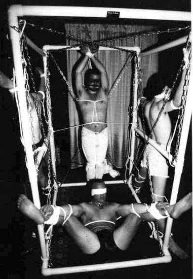 gay_bondage_2044.jpg