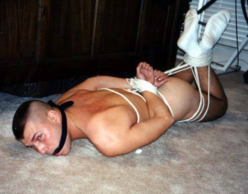 gay_bondage_3323.jpg