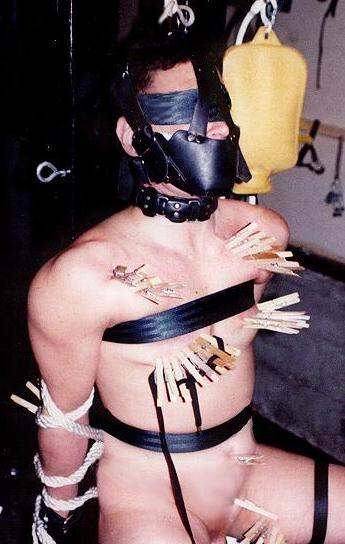 gay_bondage_3241.jpg