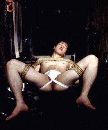 gay_bondage_3264.jpg