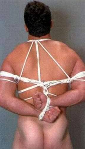 gay_bondage_3522.jpg