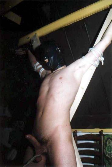 gay_bondage_3095.jpg