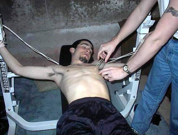 gay_bondage_2496.jpg