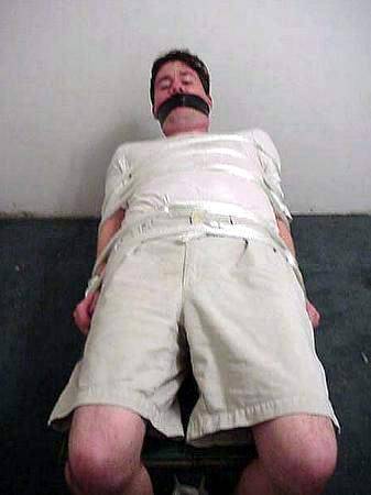 gay_bondage_2500.jpg