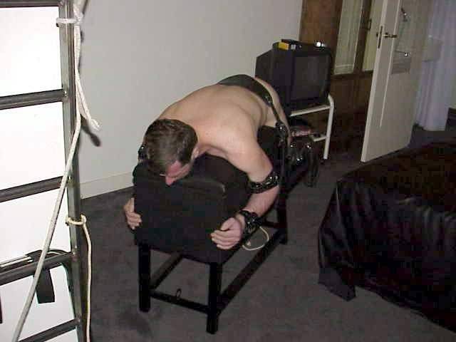 gay_bondage_2558.jpg