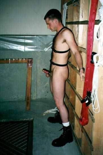 gay_bondage_4018.jpg