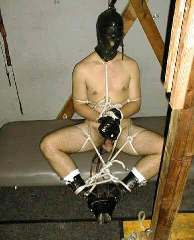 gay_bondage_1062.jpg