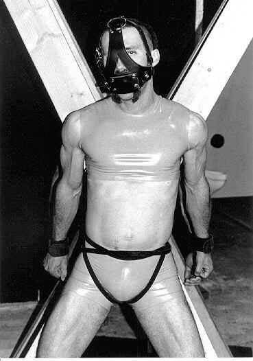 gay_bondage_1088.jpg
