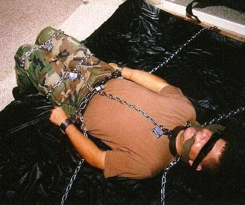 gay_bondage_1380.jpg